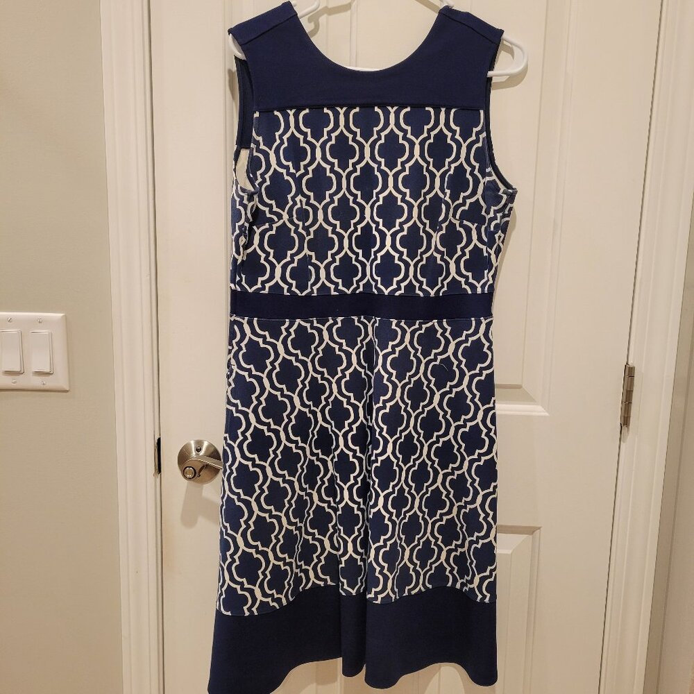 Lands End Fit and Flare Geometric Stretch Navy and White Dress, Size 10P